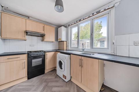 86 Hampton Road, London, E4 8NR