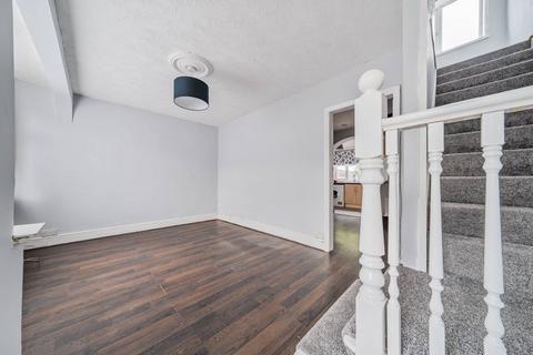 86 Hampton Road, London, E4 8NR