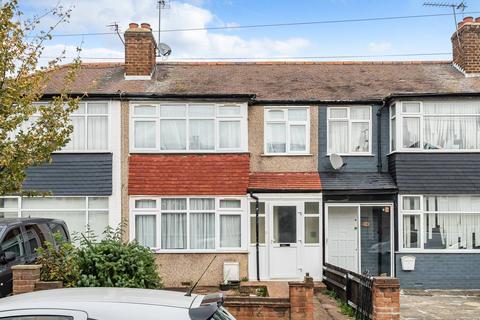 86 Hampton Road, London, E4 8NR