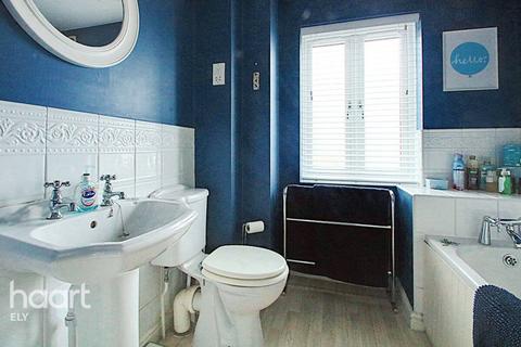 42 Collier Close, Ely, CB6 3WX