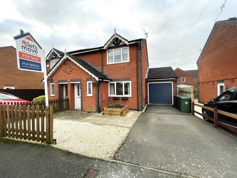 Kendal Rd, Sileby, Loughborough. LE12... 3 bed semidetached house for