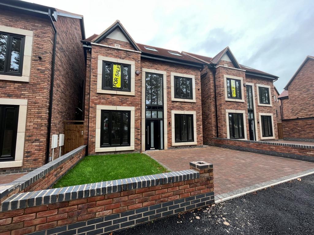 Coleshill Road, Birmingham, West Midlands, B36 5 bed detached house to