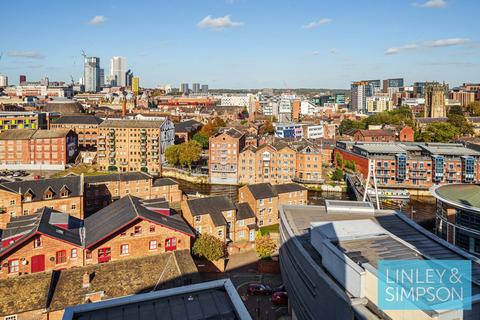 2 bedroom flat for sale, ONE BREWERY WHARF, WATERLOO STREET, LEEDS, LS10