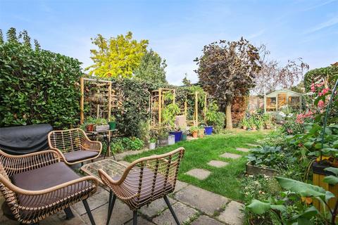 2 bedroom apartment for sale, Hazelwood Lane, London, N13
