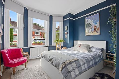 2 bedroom apartment for sale, Hazelwood Lane, London, N13