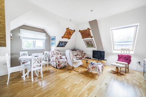 2 bedroom flat for sale, Sunbury-on-Thames,  Surrey,  TW15