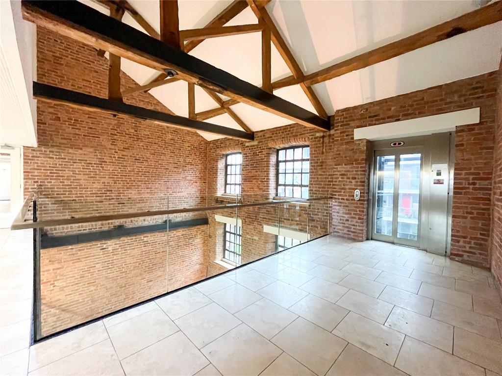 Castle Street, Stalybridge, Greater 2 bed apartment - £210,000 Castle Street, Stalybridge, Greater 2 bed apartment - £210,000