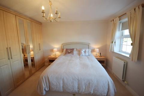 2 bedroom apartment for sale, Sunningdale Court, Lytham St. Annes, Lancashire, FY8