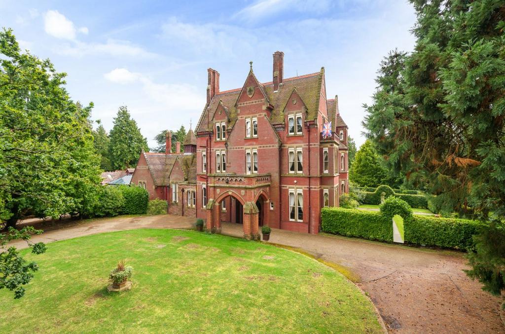 Clapham Park, Clapham, Bedford 10 bed detached house for sale £3,500,000