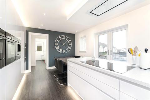 69 Academy Place, Bathgate, EH48 1AS