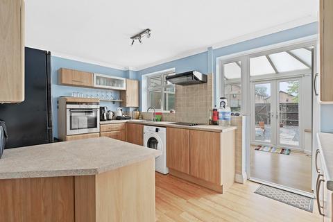 11 Friars Croft, Netley Abbey, Southampton, SO31 5PZ