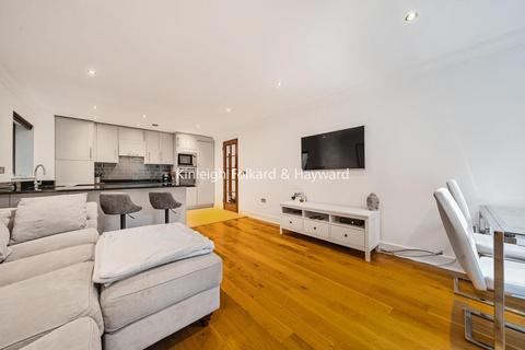 Flat 5, Samphire House, 39 Old Hill, Chislehurst, BR7 5NA