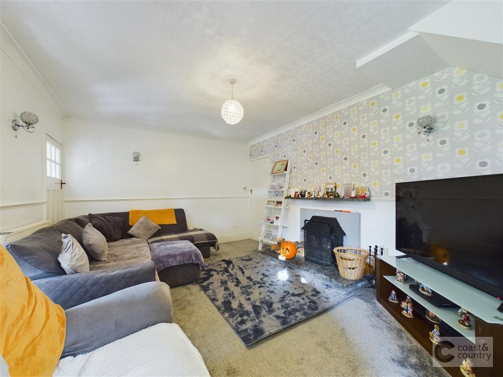 Exeter Road, Kingsteignton 4 bed detached bungalow for sale £425,000