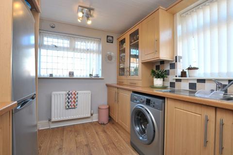2 bedroom semi-detached bungalow for sale - 9 Heather Drive, Whitby