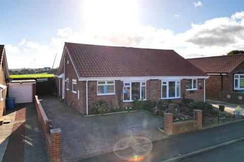 9 Heather Drive, Whitby, YO22 4DZ