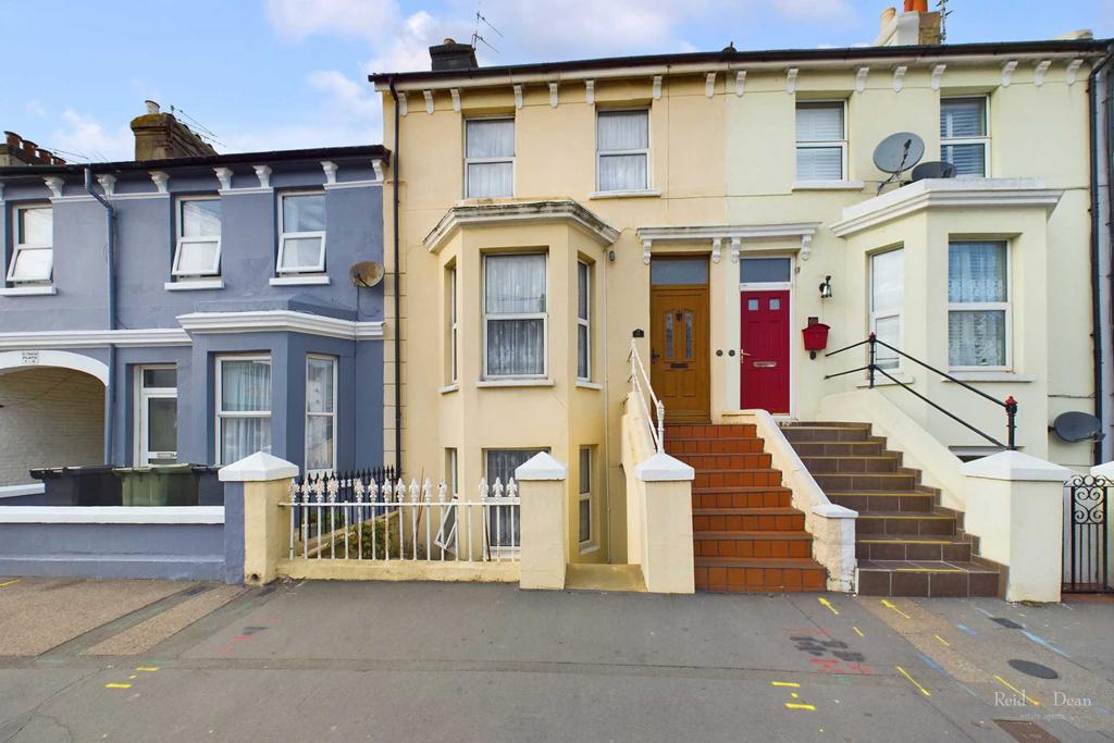 Tideswell Road, Eastbourne 4 bed terraced house for sale £350,000