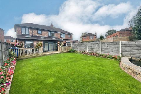 3 bedroom semi-detached house for sale, Cranleigh Drive, Cheadle