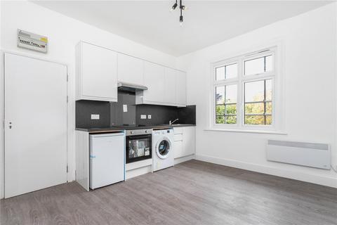 Studio to rent - Caledonian Road, London, N7