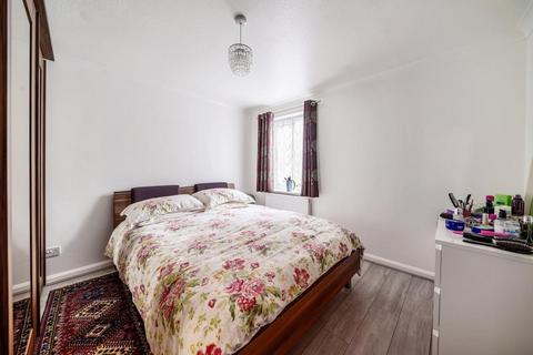 1 bedroom flat for sale - Kingston Upon Thames,  Greater London,  KT2