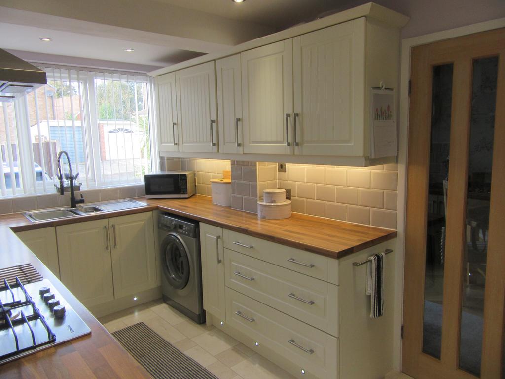 Lindrick Close, Rainhill L35 3 bed semidetached house for sale £220,000