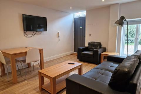 1 bedroom apartment for sale, Oxford Street, Newbury, Berkshire, RG14