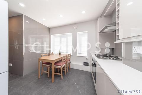 16 Cheyne Close, London, NW4 3NH