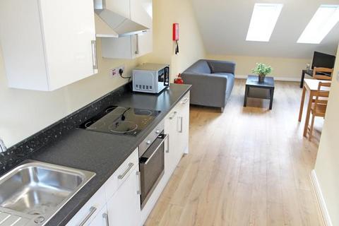 3 bedroom flat to rent, Flat 4, 254 North Sherwood Street, Nottingham, NG1 4EN