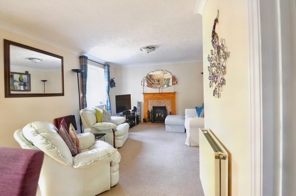 Living/Dining Room