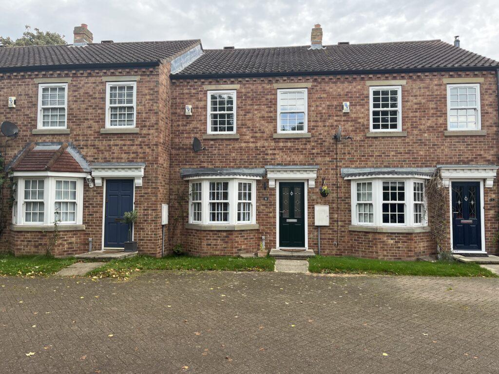 6 Manor House Walk, Burneston, Bedale 3 bed terraced house for sale £