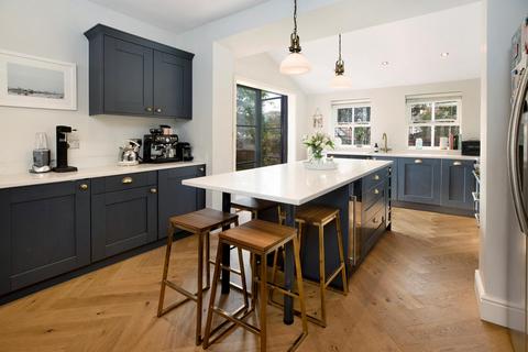 24 Denmark Road, Exeter, EX1 1SL