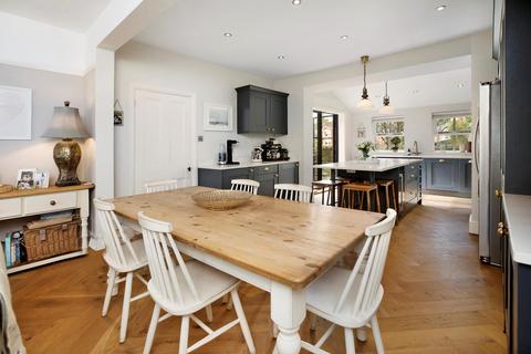 24 Denmark Road, Exeter, EX1 1SL