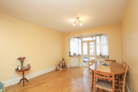 3 bedroom house for sale - Lyndhurst Avenue, North Finchley, N12