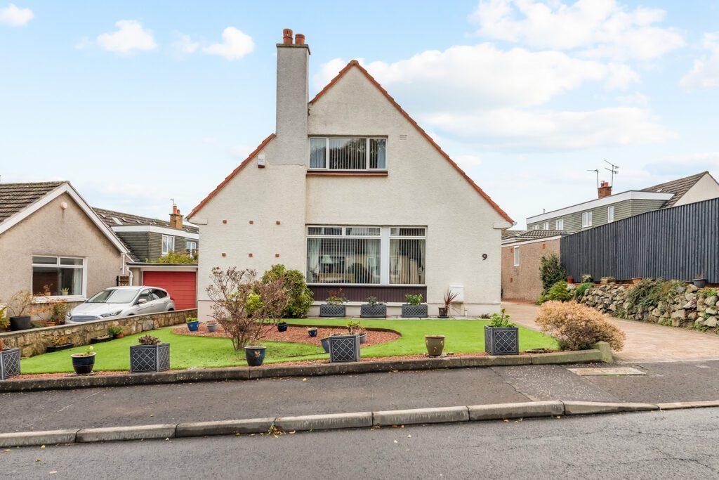 Clarendon Road, Linlithgow, EH49 3 bed detached house £335,000
