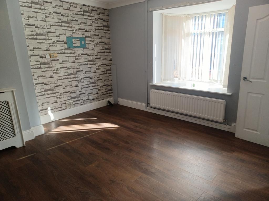 The Avenue, Seaham, County Durham, SR7 3 bed terraced house £70,000