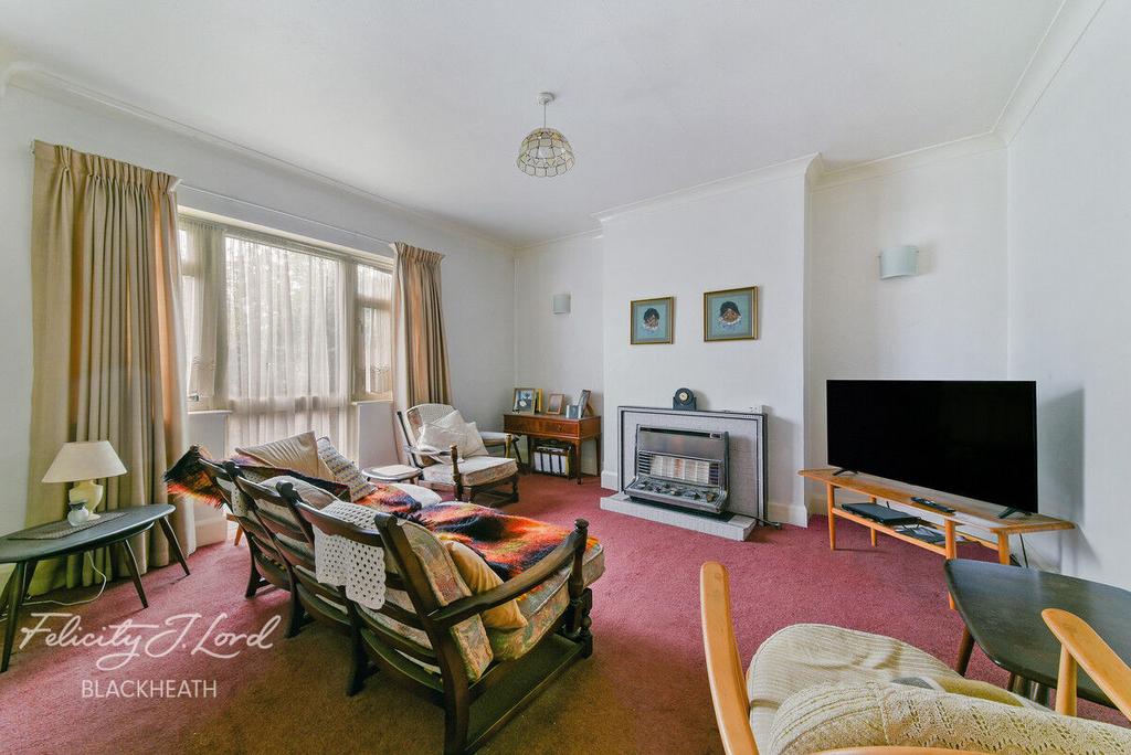 Marlborough Lane, London, SE7 3 bed semidetached house for sale £489,950