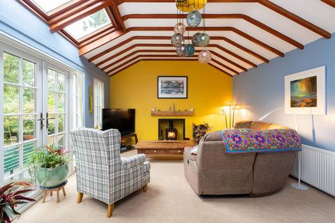 Pitnacree Cottage Pitnacree Street, Alyth, Blairgowrie, PH11 8DY