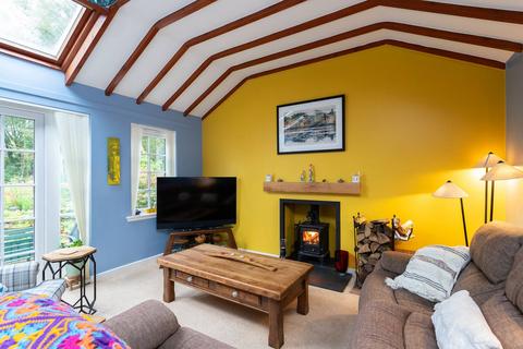 Pitnacree Cottage Pitnacree Street, Alyth, Blairgowrie, PH11 8DY