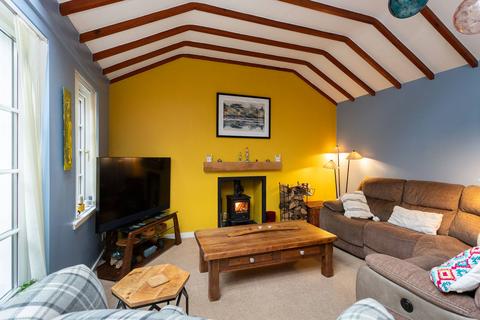 Pitnacree Cottage Pitnacree Street, Alyth, Blairgowrie, PH11 8DY