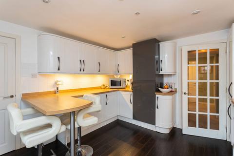 Pitnacree Cottage Pitnacree Street, Alyth, Blairgowrie, PH11 8DY
