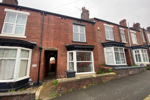 4 bedroom terraced house to rent, Murray Road, Sheffield, South Yorkshire, S11