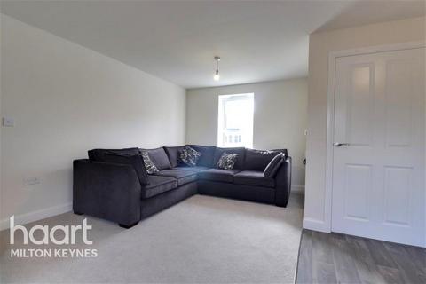 2 bedroom semi-detached house to rent, Lyme Grove, Brooklands