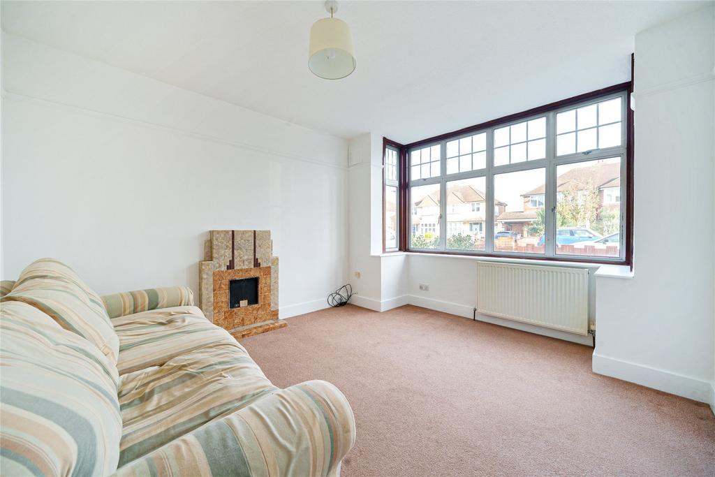 Wendover Drive, Bedford, Bedfordshire, MK41 2 bed terraced house for