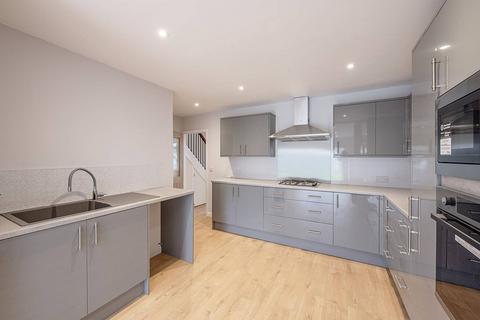 545 Bath Road, Slough, SL1 6AB
