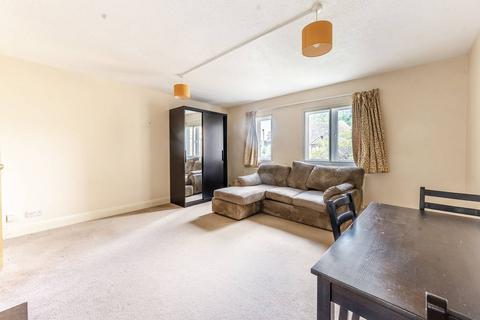 1 bedroom flat to rent, Northwick Avenue, Harrow, HA3