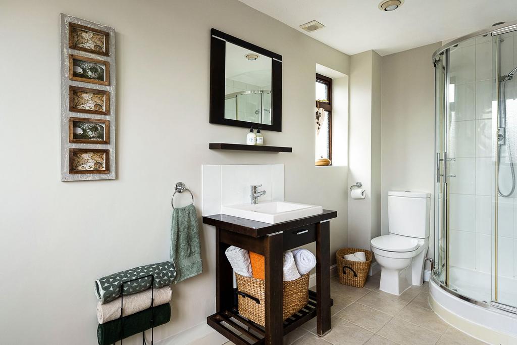 Ensuite