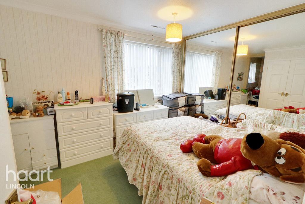 Calder Road, Lincoln 4 bed detached house for sale £270,000