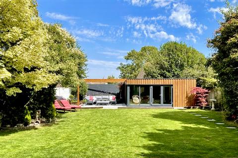 3 bedroom detached bungalow for sale, Harbour View Road, Pagham, Bognor Regis, West Sussex PO21