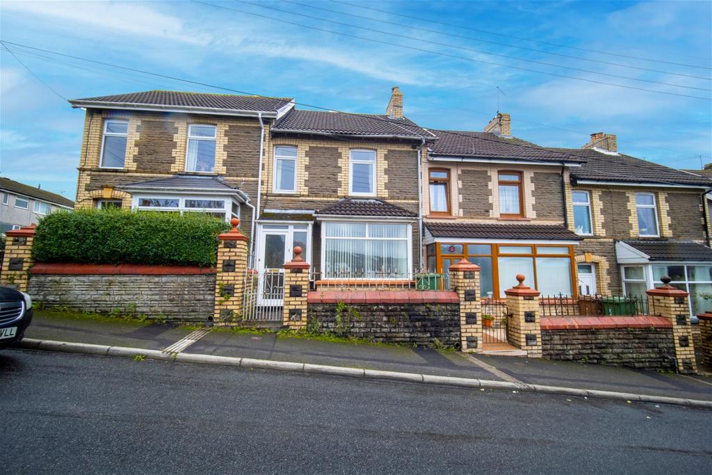 St. Mary Street, Bedwas, Caerphilly, CF83 8EE 3 bed terraced house for