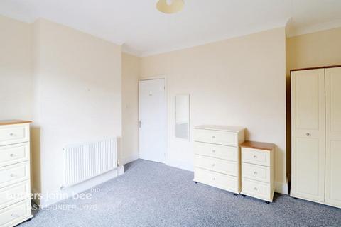 2 bedroom semi-detached house to rent, Catherine Street, Newcastle