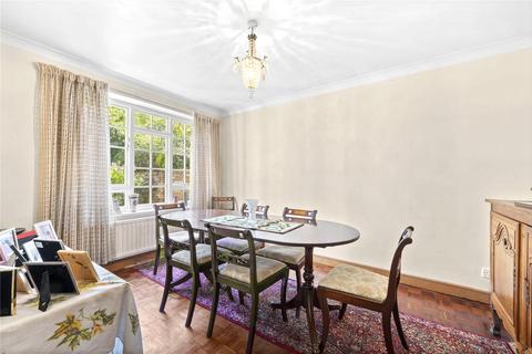 13 Dell Walk, New Malden, KT3 4RF